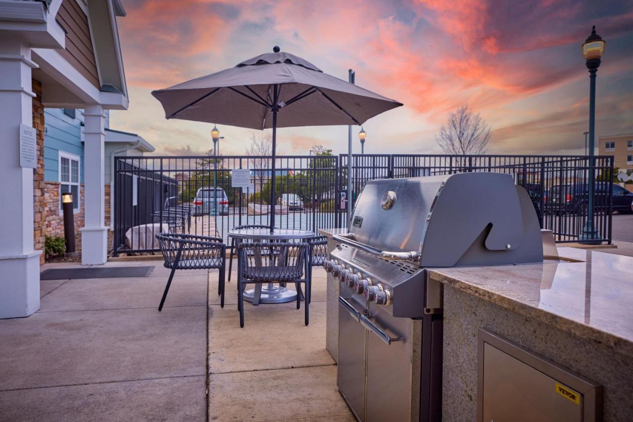 Towneplace Suites Medford Exterior photo