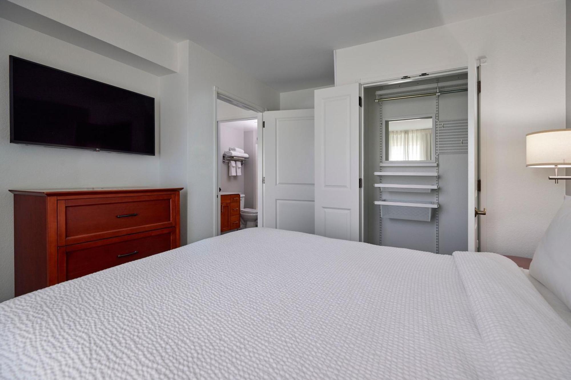 Towneplace Suites Medford Exterior photo